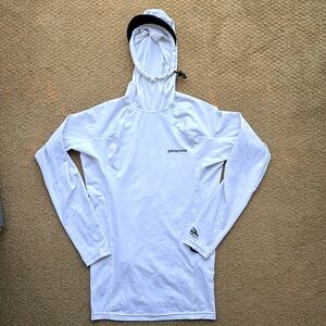 Patagonia R0 rash guard with hood
